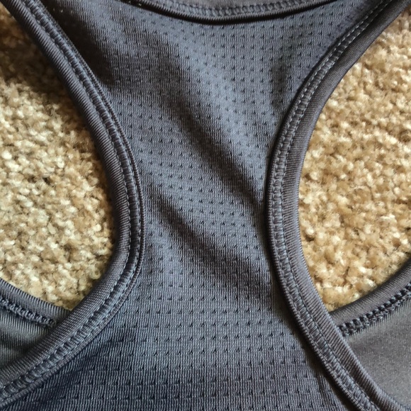 Champion Striped Sports Bra - Picture 5 of 5